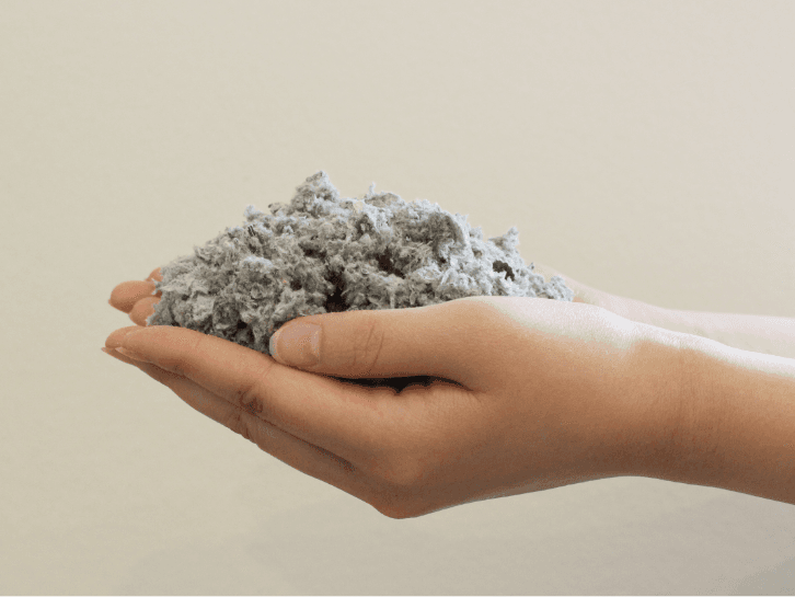 ウェルネストホームの壁